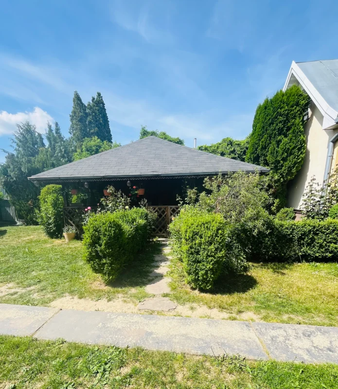 Rodinný dom na predaj Staré, altánok v záhrade | AGIA reality